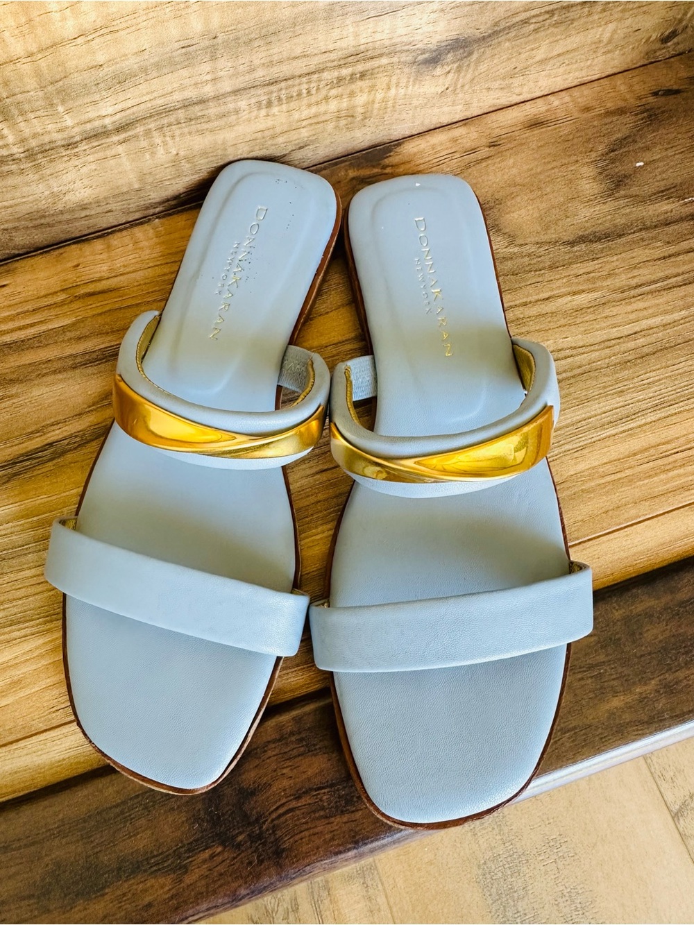 Donna Karan Women's Harmoni Leather Lined Slip On Slide Flat Sandals Blue  6.5